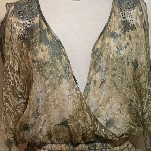 Baby Phat Size XL(EG) 97% Silk 3% Metallic Thread Beading on Shoulders Tie Slves - Picture 2 of 11